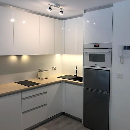 Cp High Floor Luxury Studio Sleeps 3 Gibraltár Kültér fotó